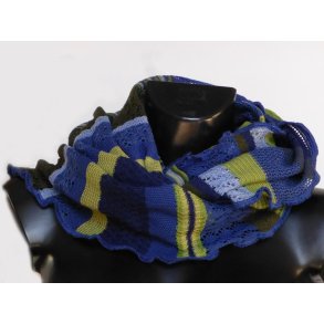 Halsedisse i bl�d merino uld m�nsterstrik Lagune